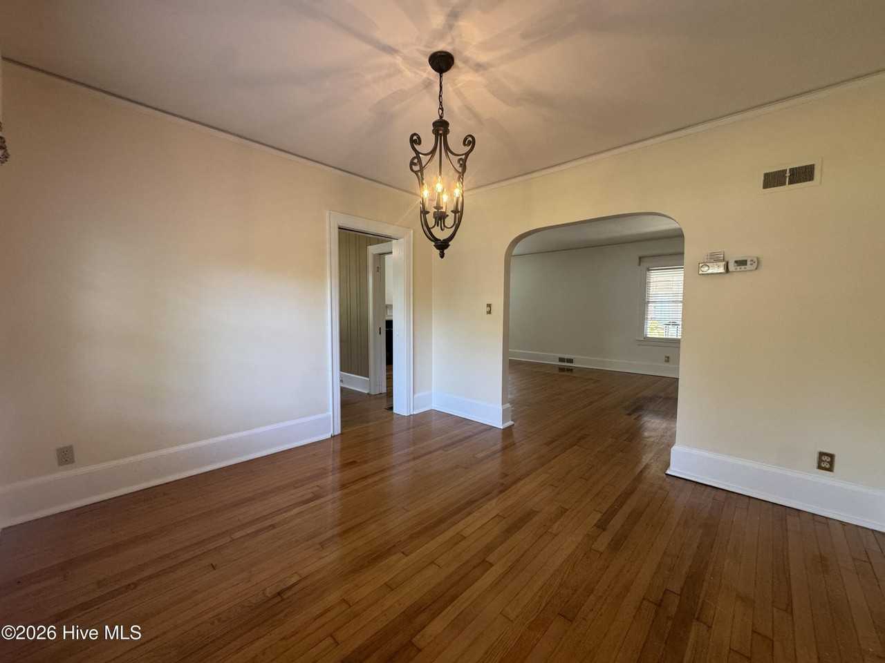 6 Keaton Ave - Photo 7 of 28