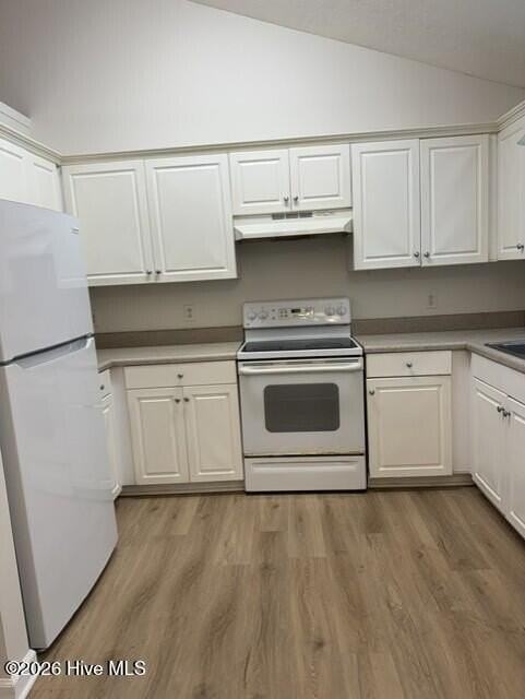 211 Horn Rd - Photo 2 of 20