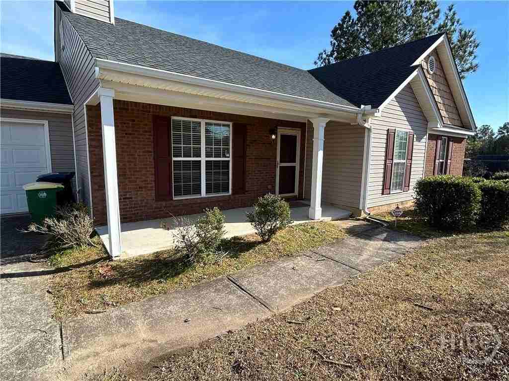 340 Sarah Dr - Photo 2 of 22