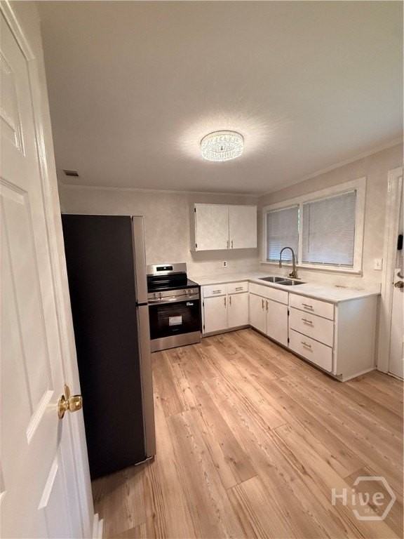 2117 E 58th St - Photo 5 of 14