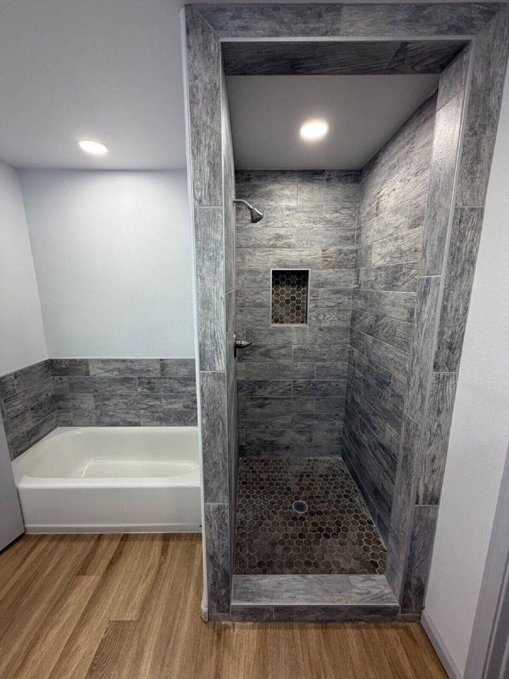 1203 N Essex Ave - Photo 7 of 9
