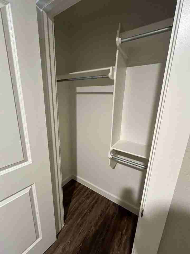 409 E 21st St #A - Photo 7 of 10