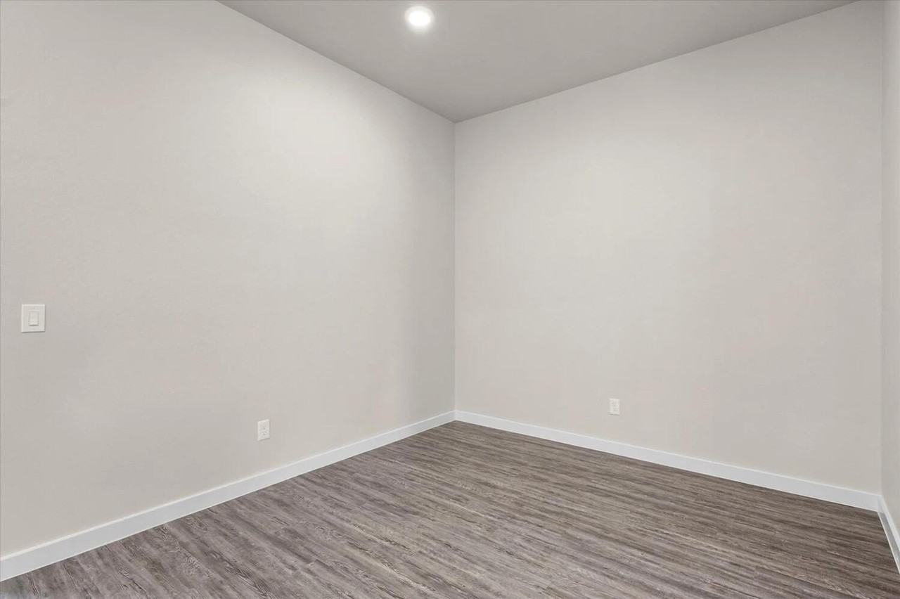 3516 Turner Ave - Photo 6 of 10