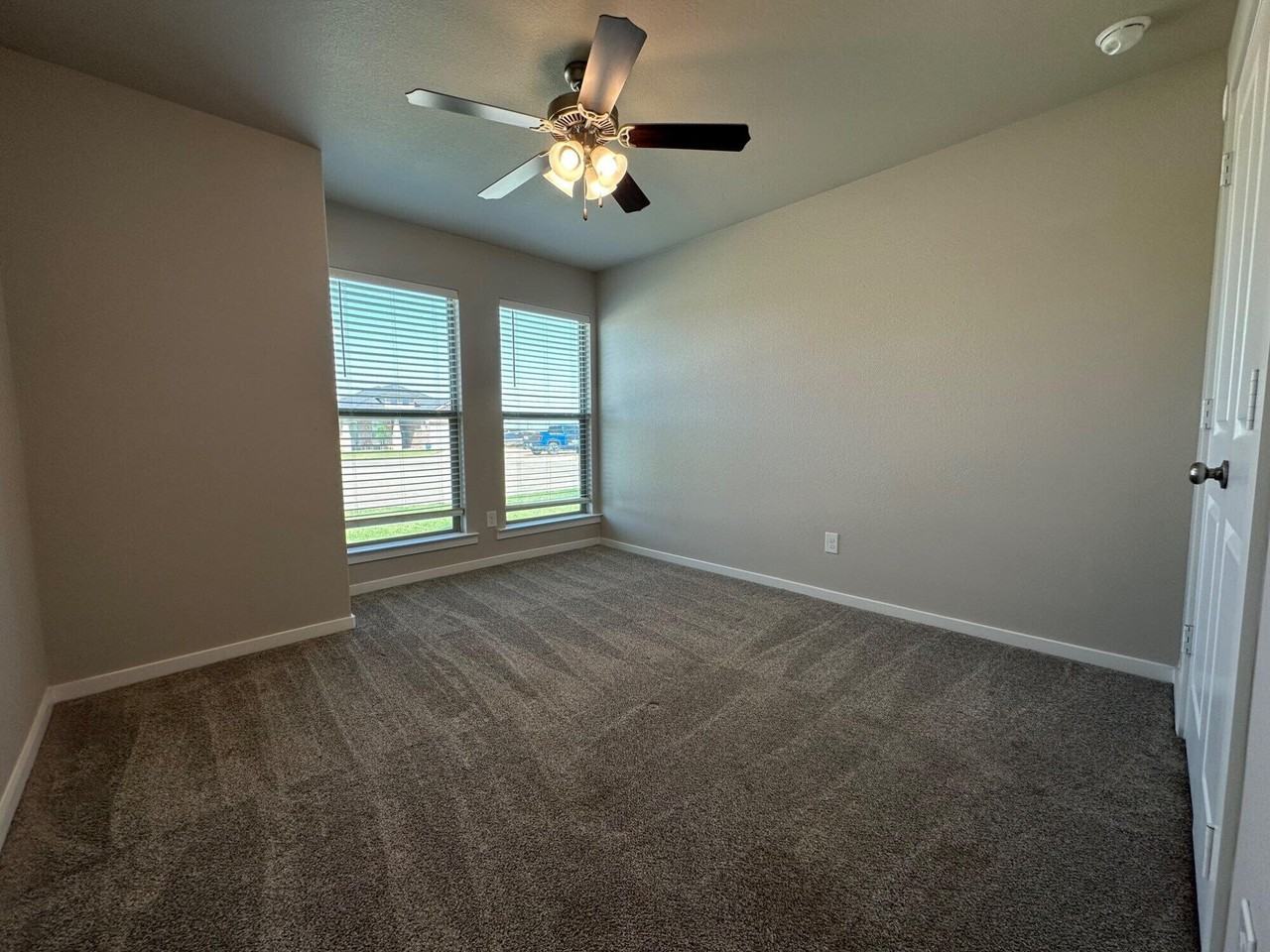 13203 Uvalde Ave - Photo 6 of 28