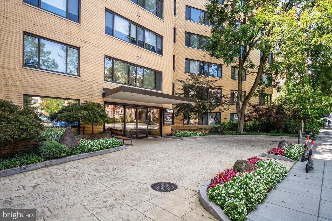 5410 Connecticut Ave Nw - Photo 3 of 49
