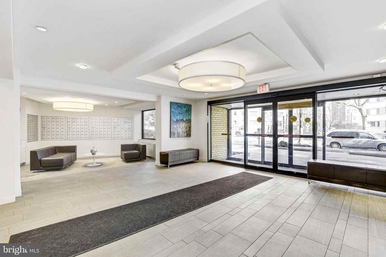 5410 Connecticut Ave Nw - Photo 7 of 49