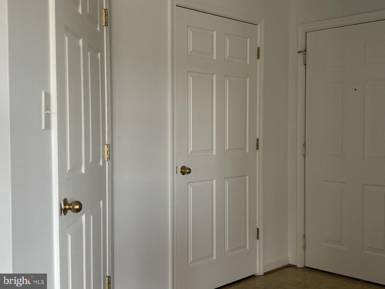 594 Hopkins Landing Dr - Photo 6 of 33