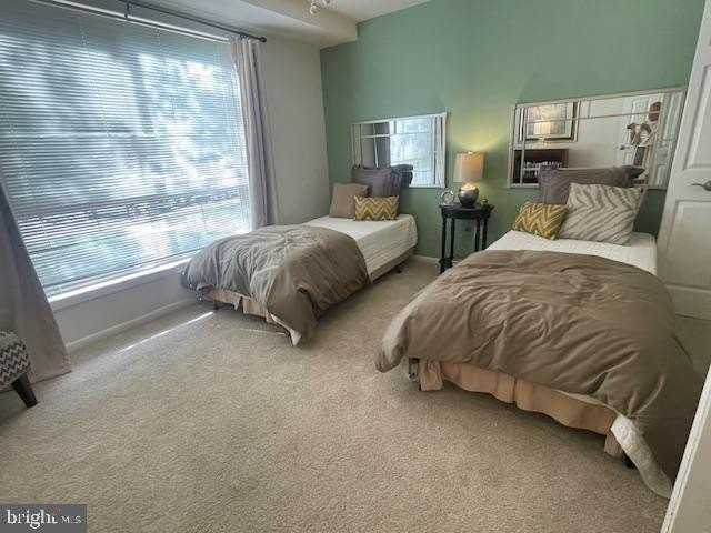 6102 Bellinham Ct - Photo 7 of 20