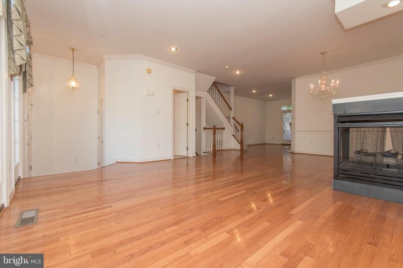 22 Calabash Ct - Photo 3 of 34