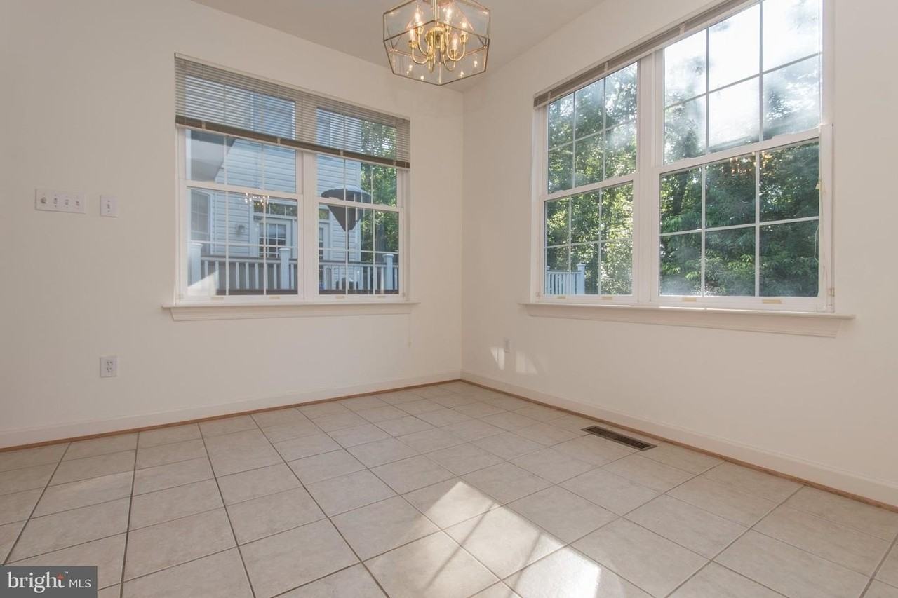 22 Calabash Ct - Photo 5 of 34