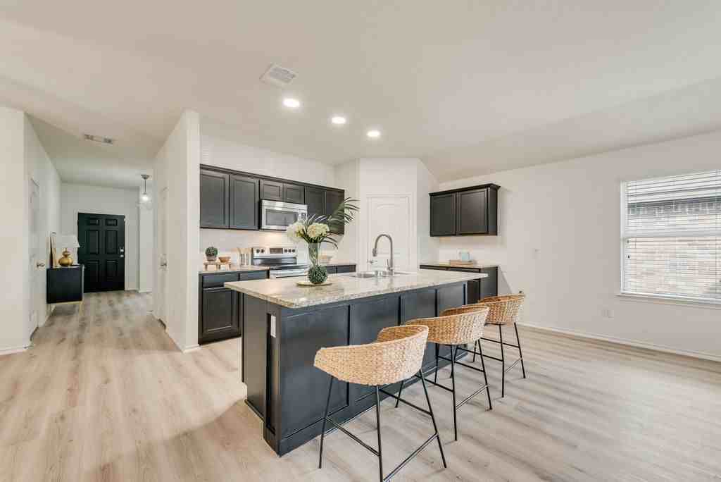 2334 Julia Lane - Photo 5 of 26