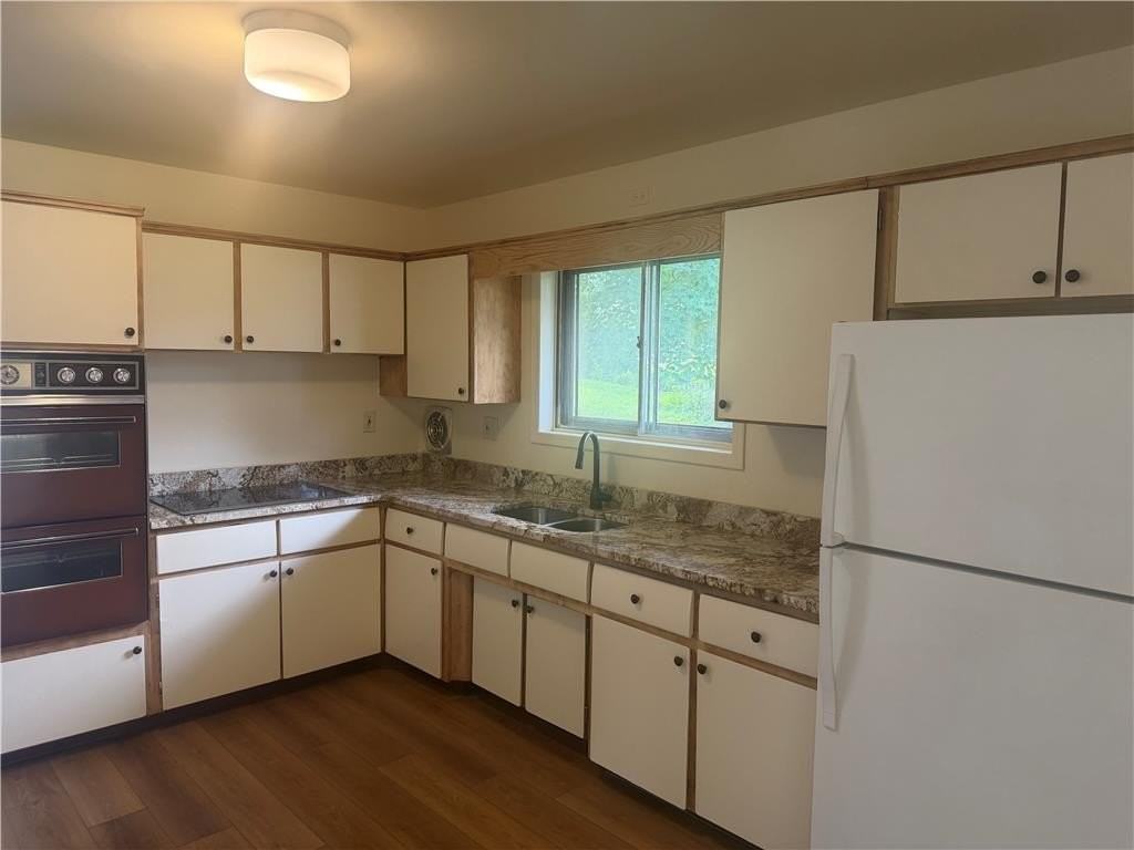 3410 Lehigh St - Photo 3 of 10