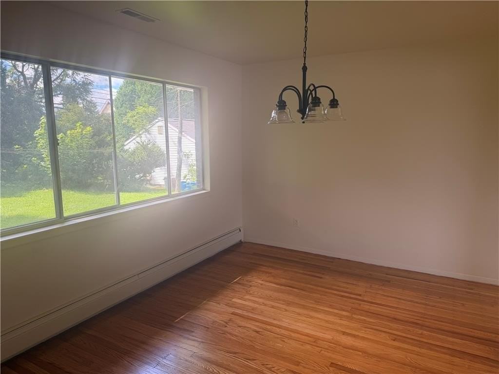 3410 Lehigh St - Photo 5 of 10