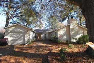 880 Hunters Retreat Dr - Photo 1 of 1