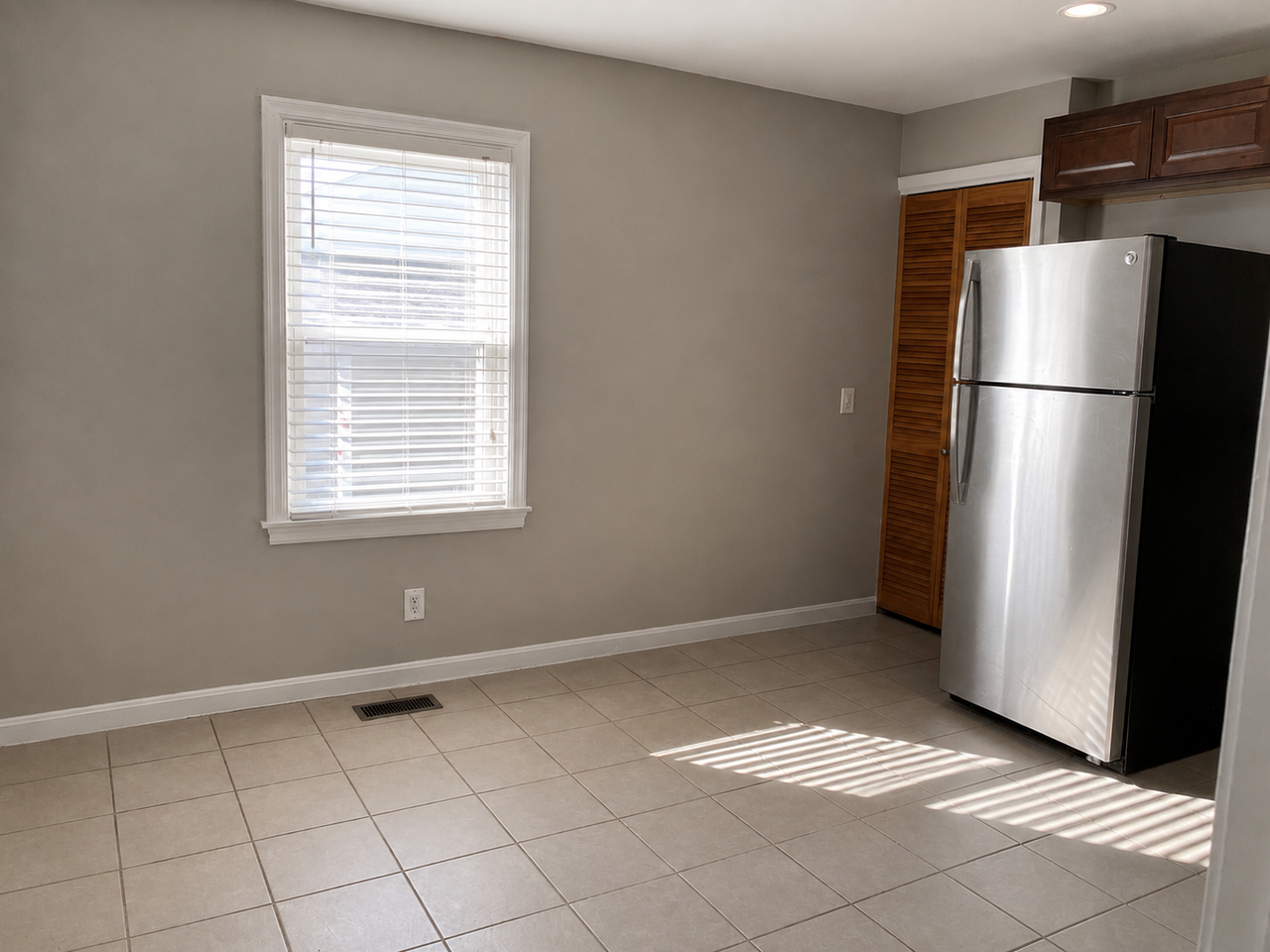 4308 Trinity Cir - Photo 5 of 15