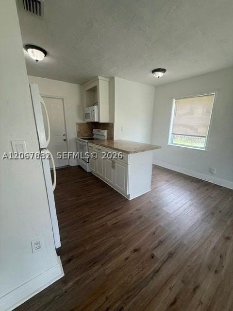 2540 Nw 155th St #2540 - Photo 4 of 10