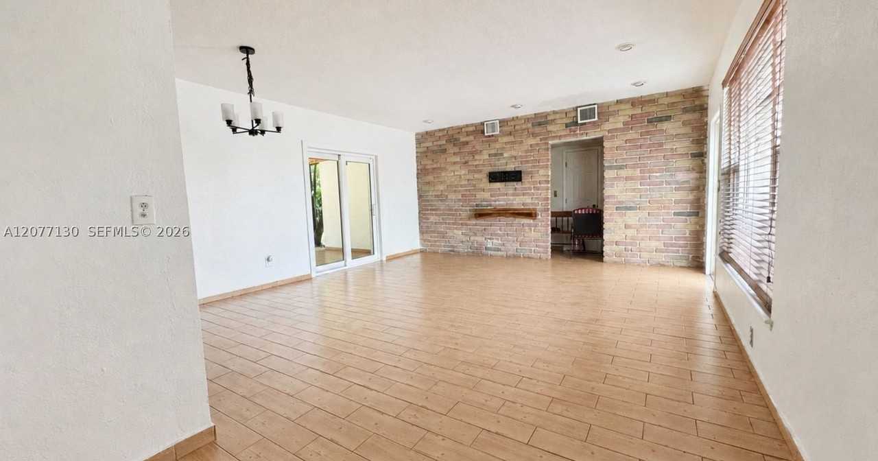 10735 Nw 2nd Ct #0 - Photo 4 of 16