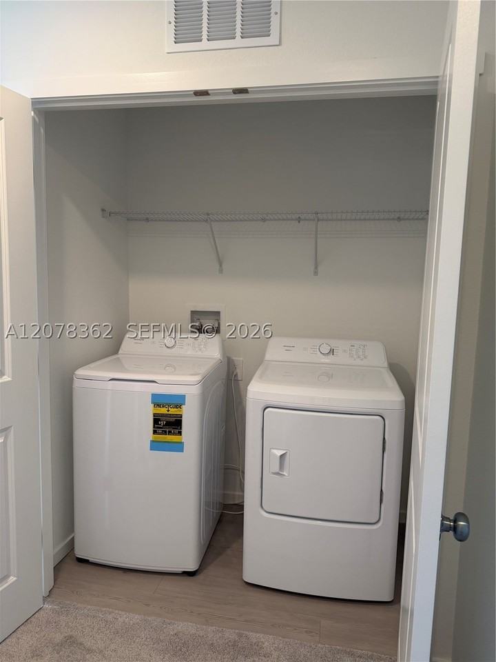 1219 Orion St - Photo 6 of 17