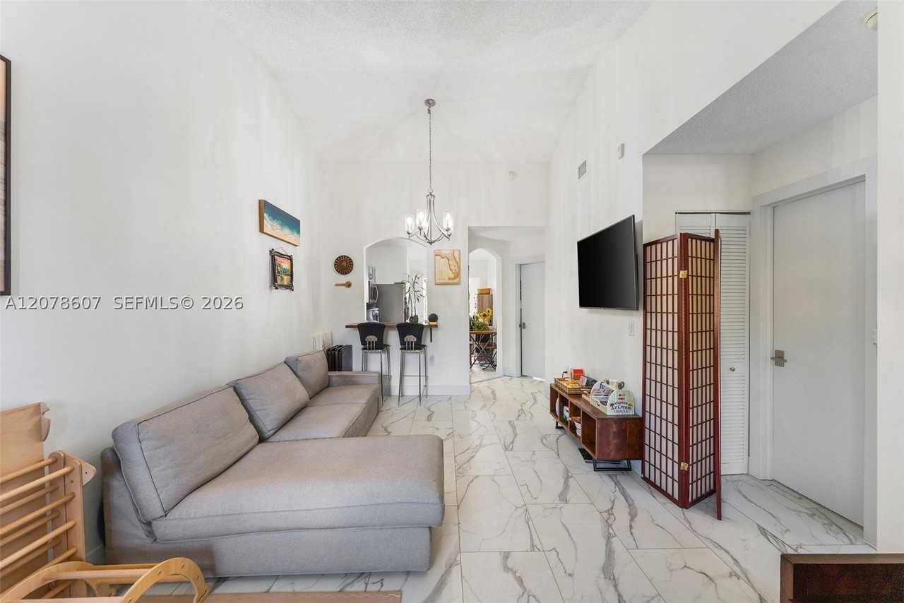 2140 Nw 78th Ave #204 - Photo 6 of 21