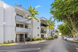 1800 Sw 25th St #2305 - Photo 1 of 1
