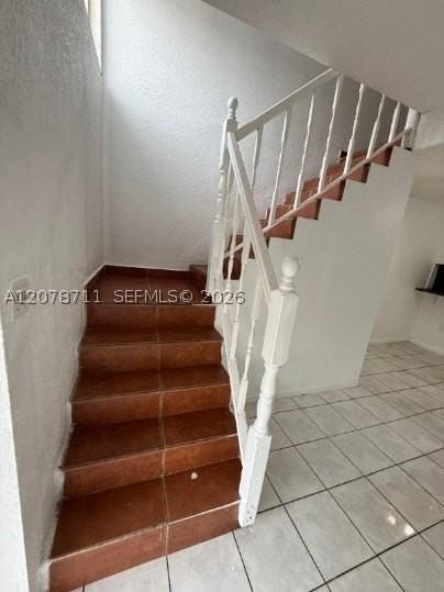 1305 W 46th St #221 - Photo 6 of 11