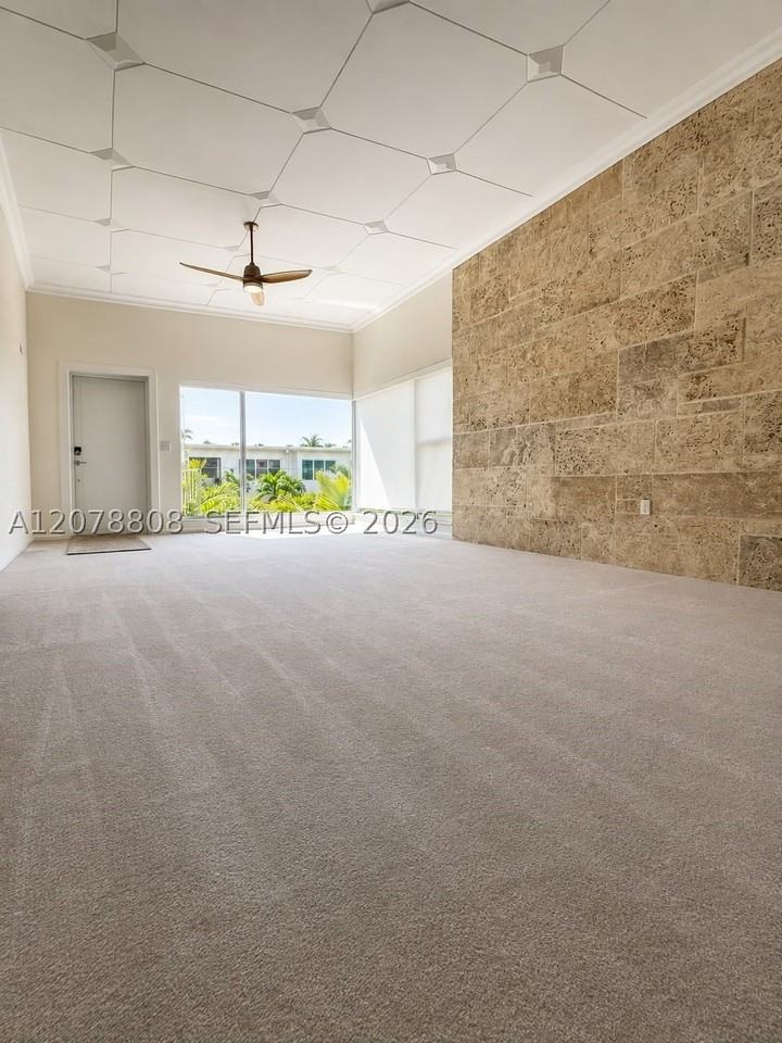 9400 E Bay Harbor Dr #3 - Photo 5 of 14