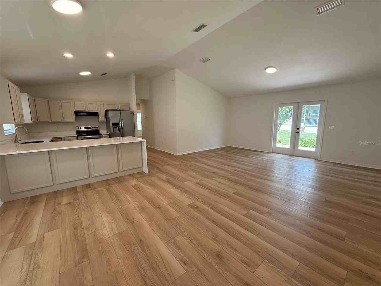 11348 Nw 31st Ln - Photo 4 of 43