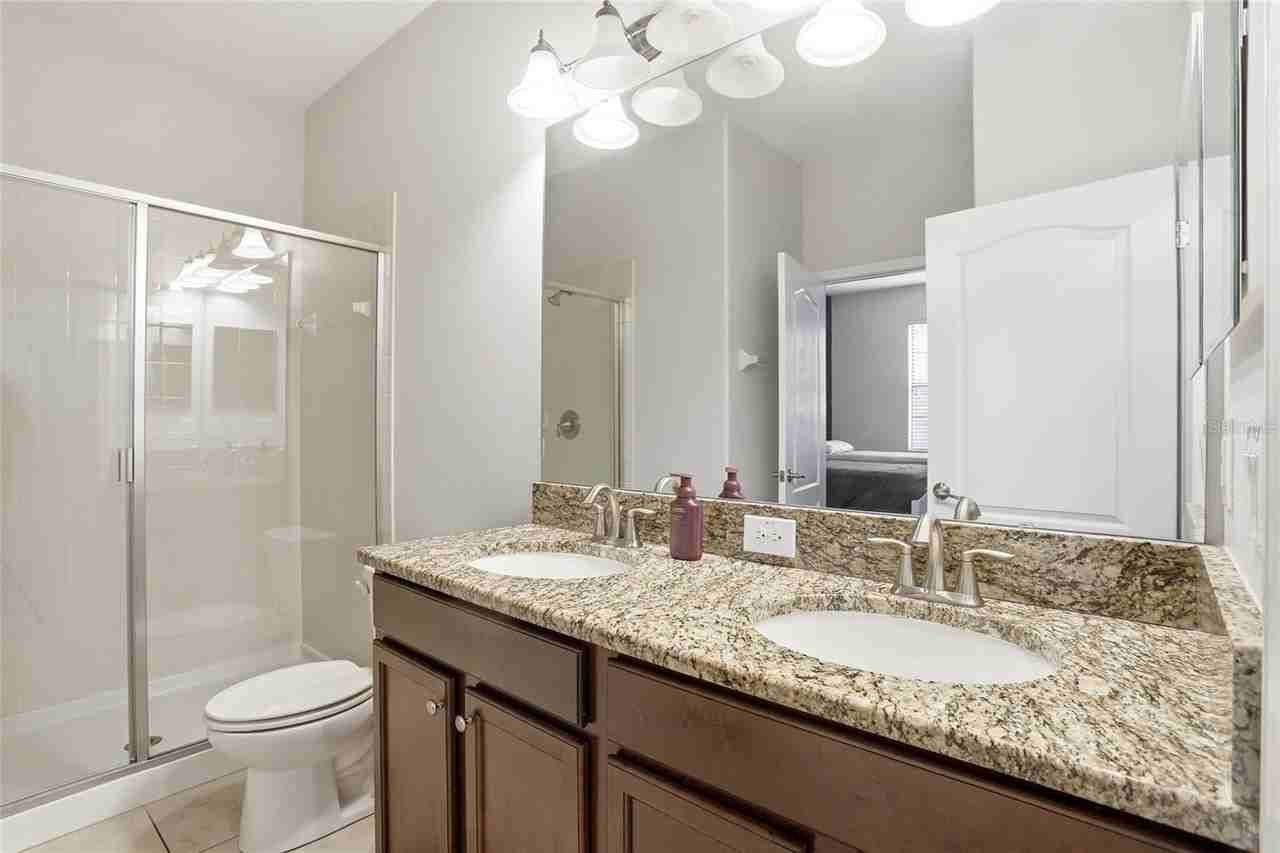 9039 Shadow Mountain St - Photo 5 of 50