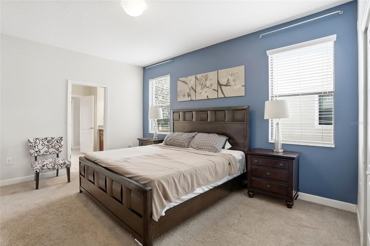 9039 Shadow Mountain St - Photo 7 of 50