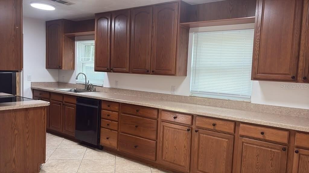 2401 Ne 19th Ave - Photo 6 of 29