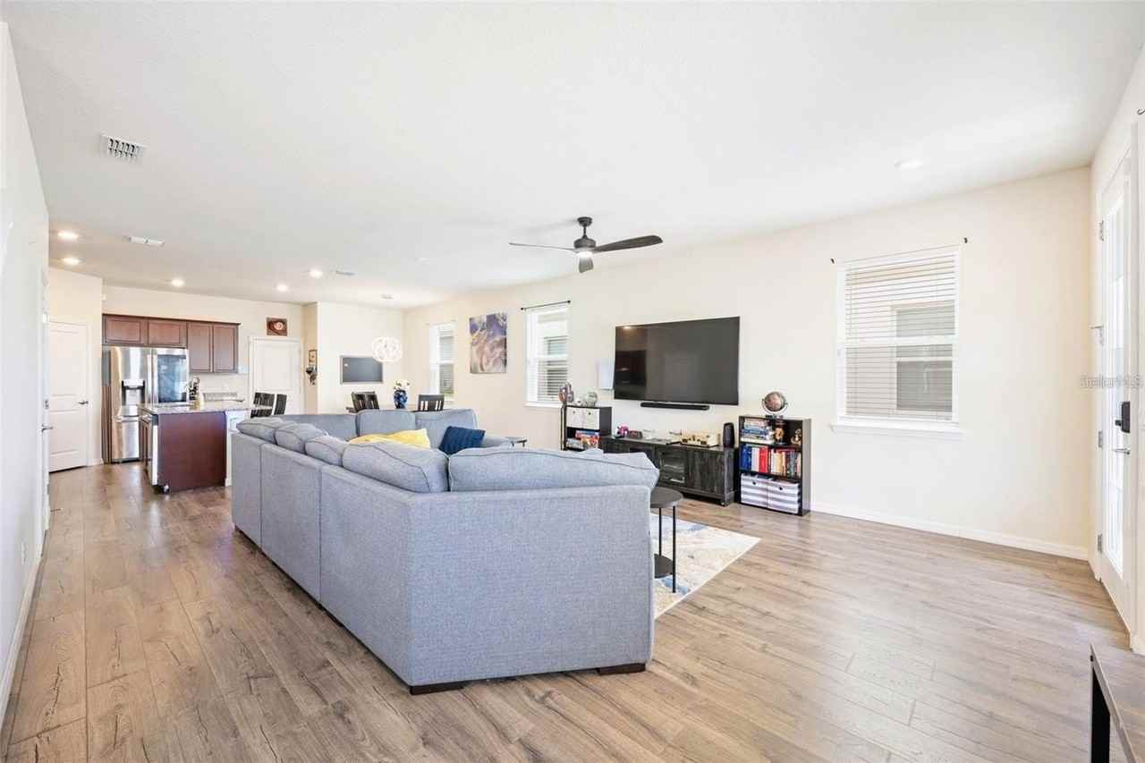 2769 Franklin Rd - Photo 4 of 30