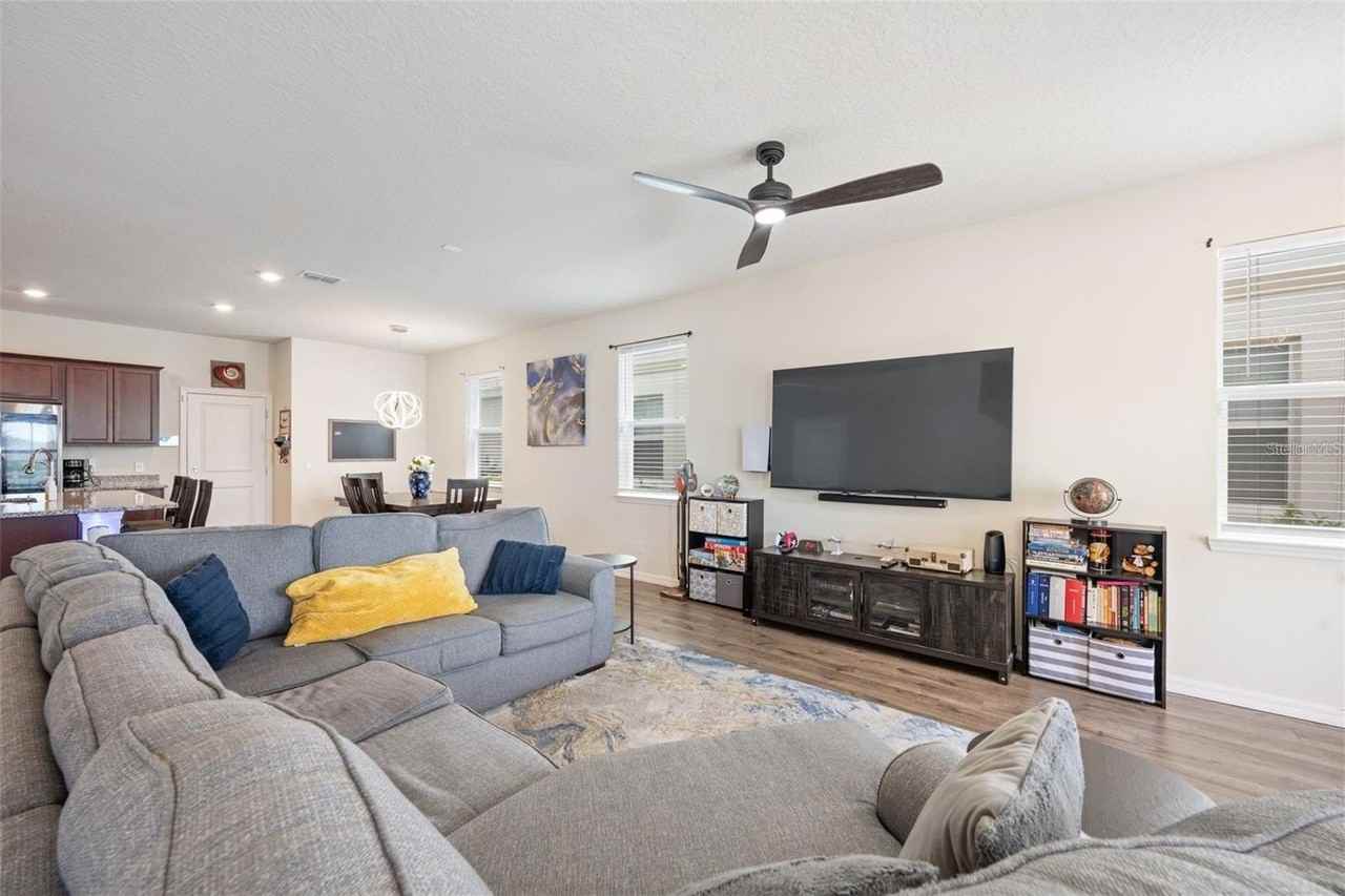 2769 Franklin Rd - Photo 5 of 30