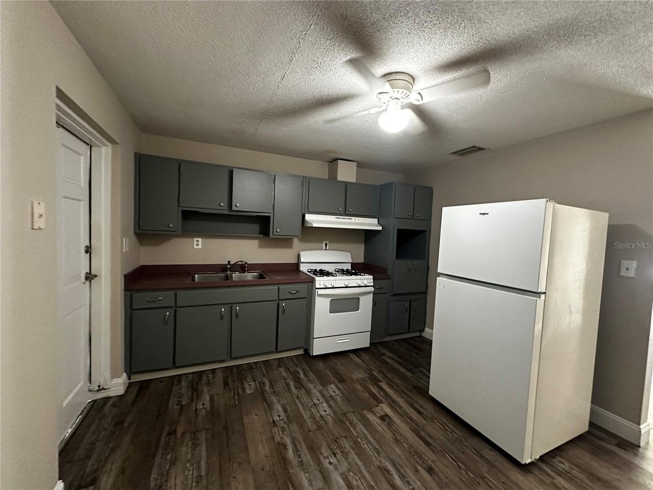 2014 Ne 3rd St - Photo 6 of 6