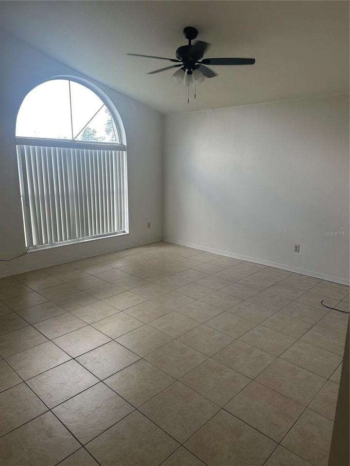 3909 Sw 161st Loop - Photo 4 of 11