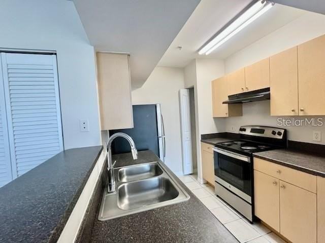 770 Siena Palm Dr #207 - Photo 6 of 35