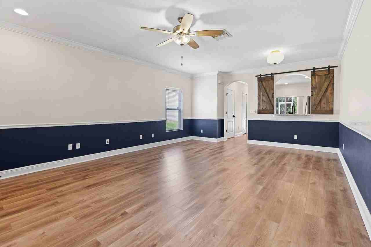 15836 Fishhawk Falls Dr - Photo 4 of 24