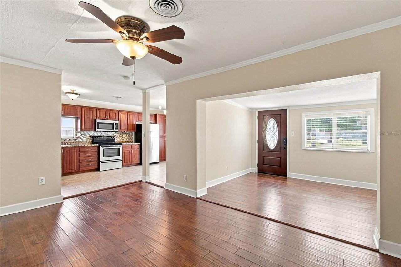 805 W Braddock St #A - Photo 7 of 32