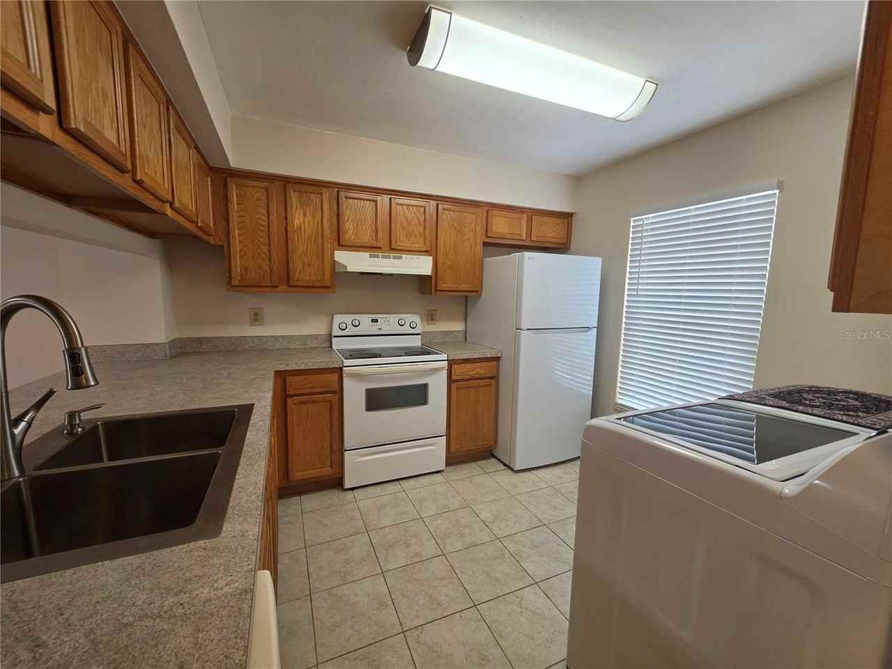 5202 Sunridge Palms Dr #5202 - Photo 4 of 25