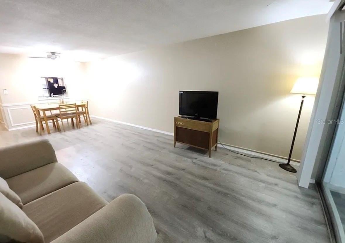 4240 Sheldon Pl #4240 - Photo 4 of 24