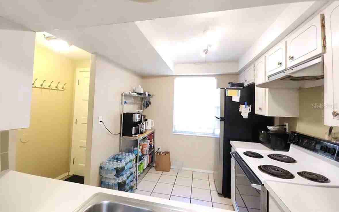 4240 Sheldon Pl #4240 - Photo 6 of 24