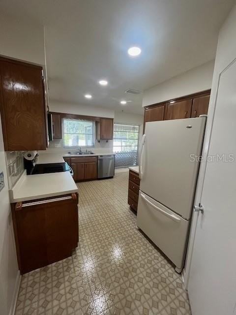 1630 Picardy Cir - Photo 6 of 15