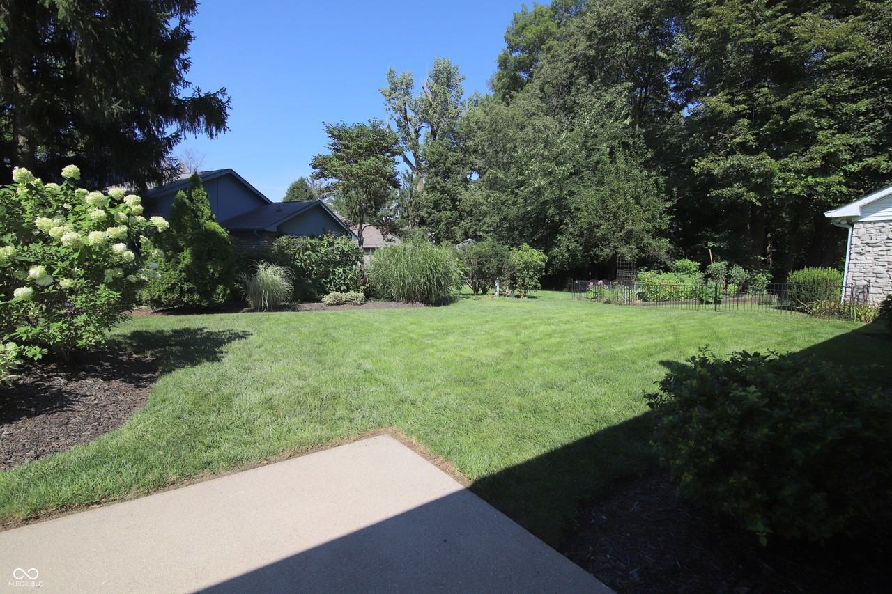 730 High Dr - Photo 5 of 43