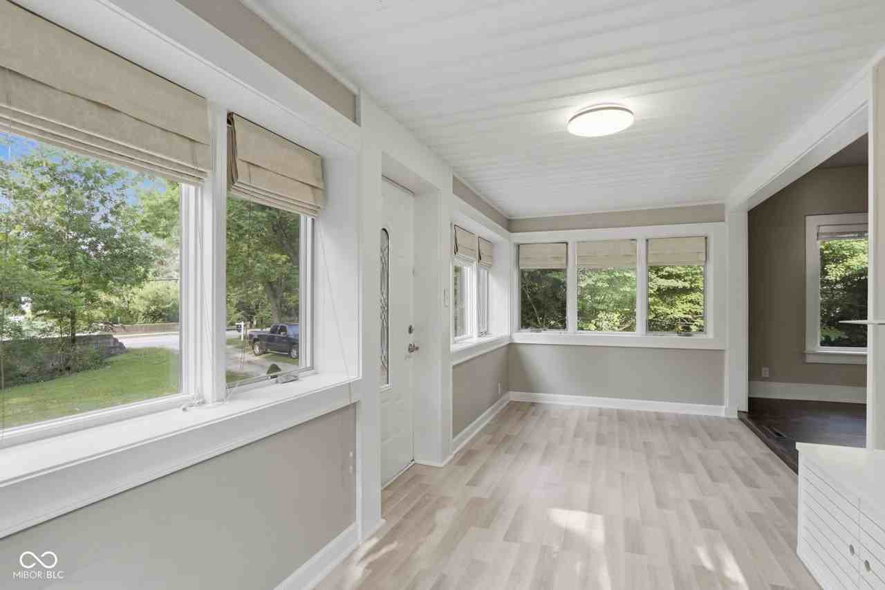 3136 E Edgewood Ave - Photo 6 of 36