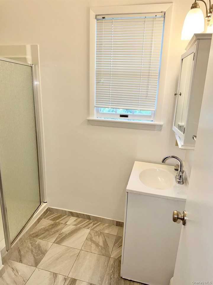 1 N Rockland Rockland Avenue #2N - Photo 6 of 7