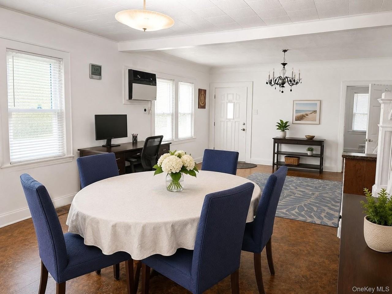 2841 Tilrose Ave - Photo 3 of 6