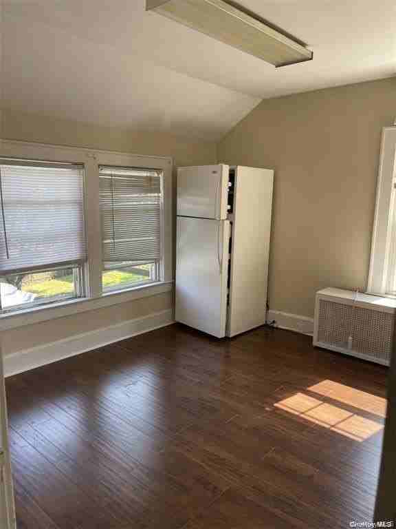 28 Ellwood St - Photo 3 of 9