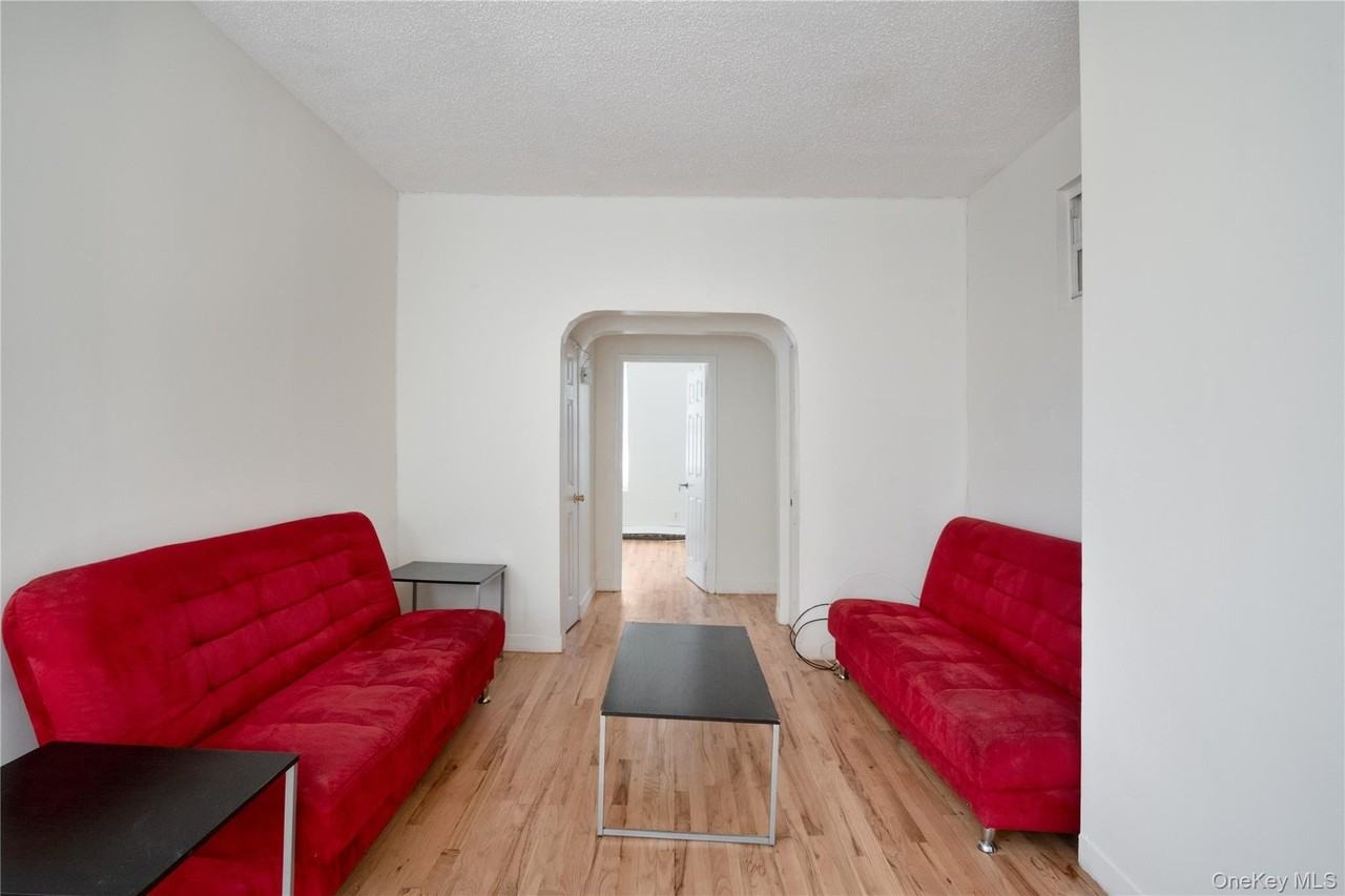 211 Kosciuszko St #3 - Photo 3 of 11
