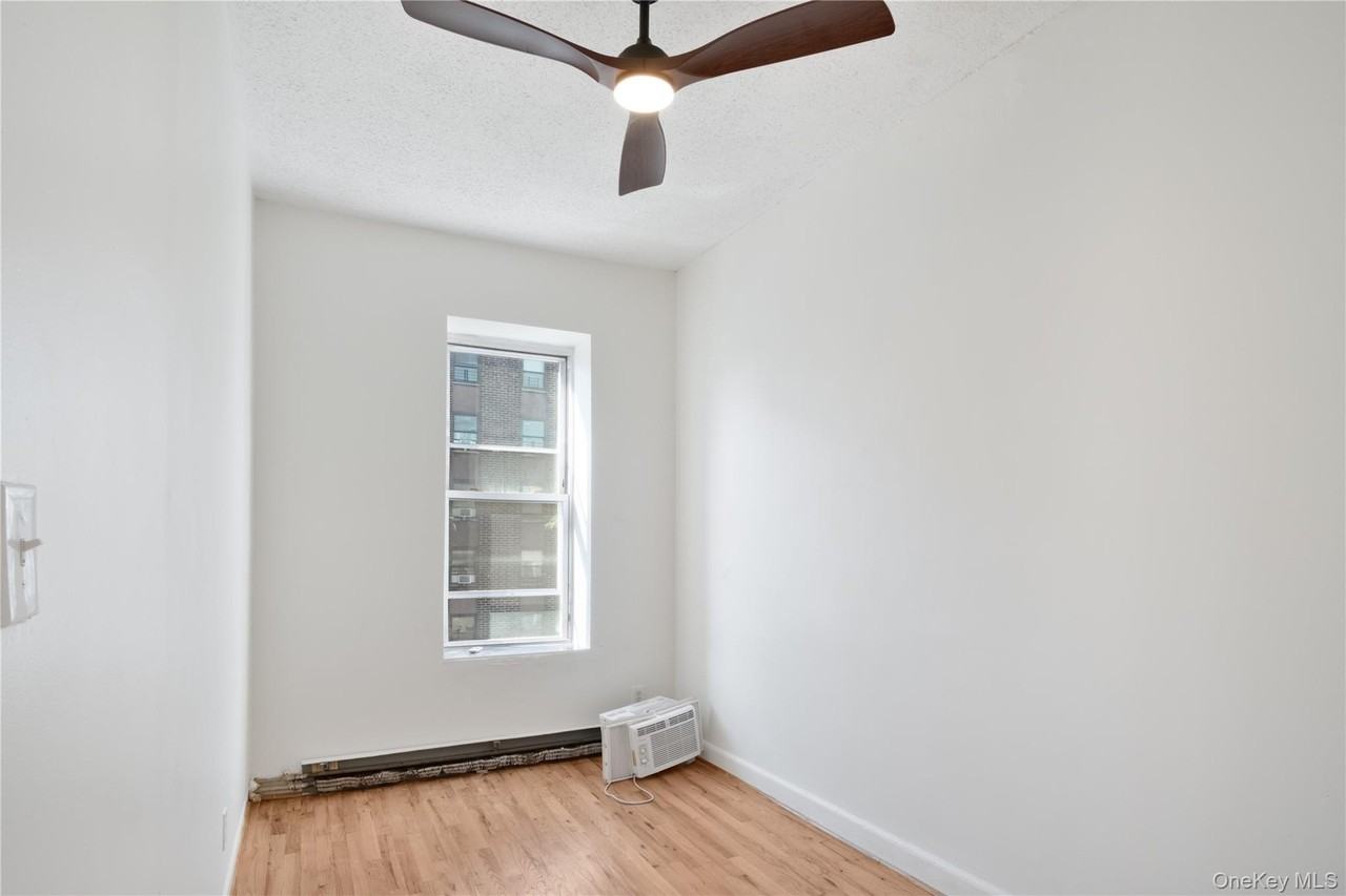 211 Kosciuszko St #3 - Photo 6 of 11