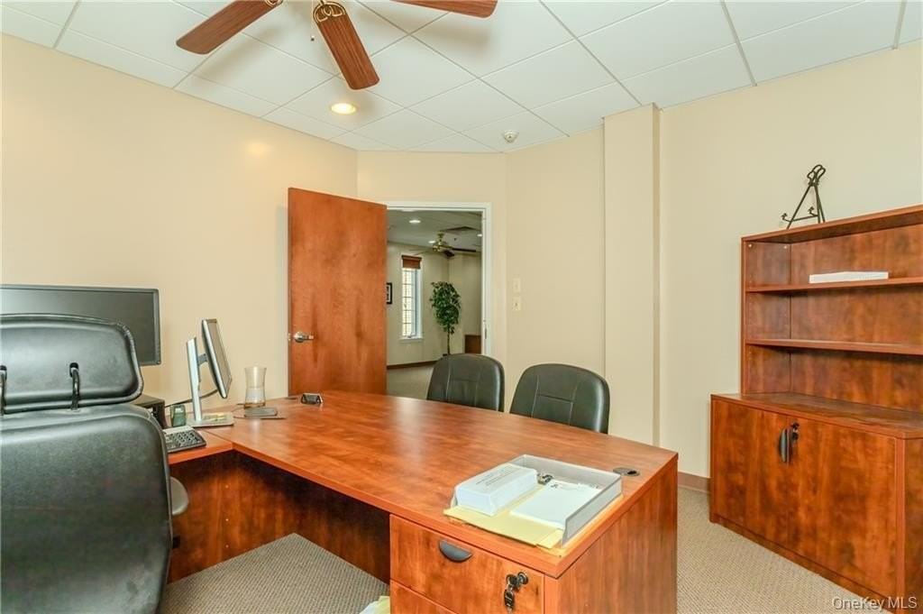 5 Fairlawn Dr - Photo 2 of 7