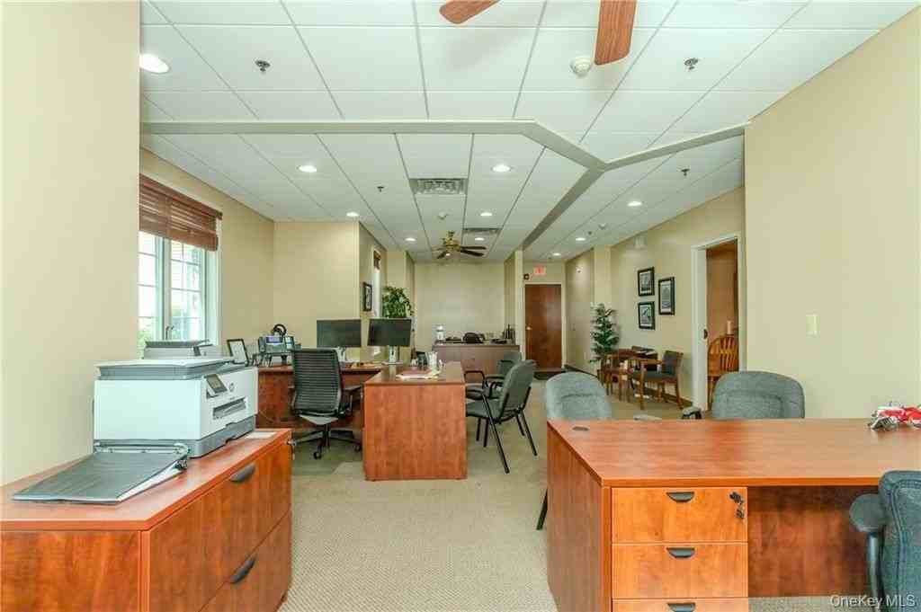 5 Fairlawn Dr - Photo 5 of 7